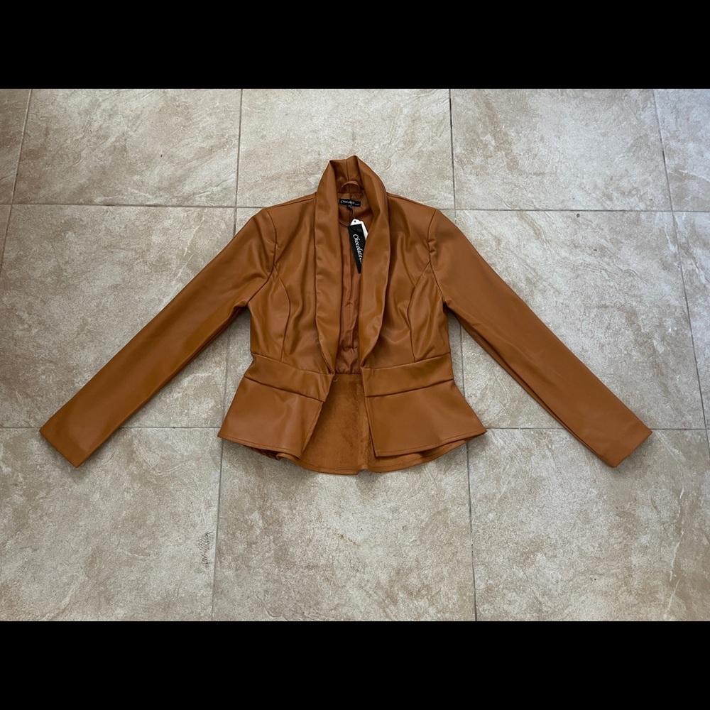 Beautiful jacket - Picture 2 of 3